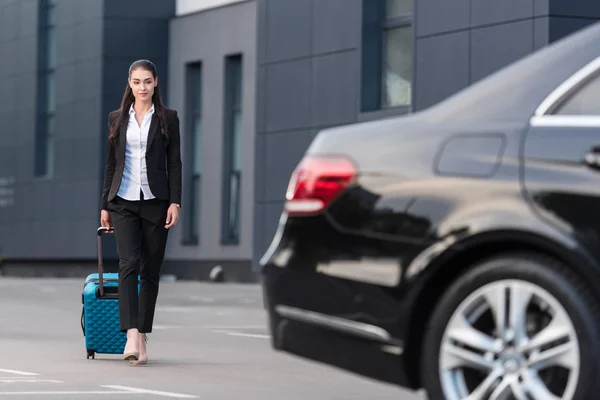 What Makes a Chauffeur Service Reliable and Secure?